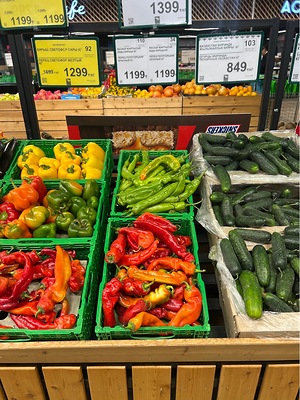 とまとま Japanese Momotaro Tomatoes Information and Facts